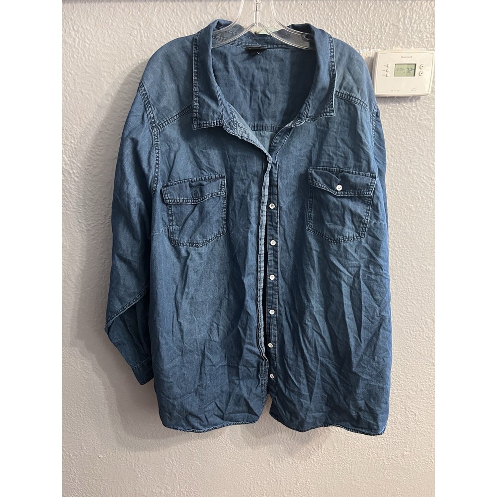 Torrid Shirt Womens Size 6 Blue Chambray Denim Button Front Long Sleeve Top